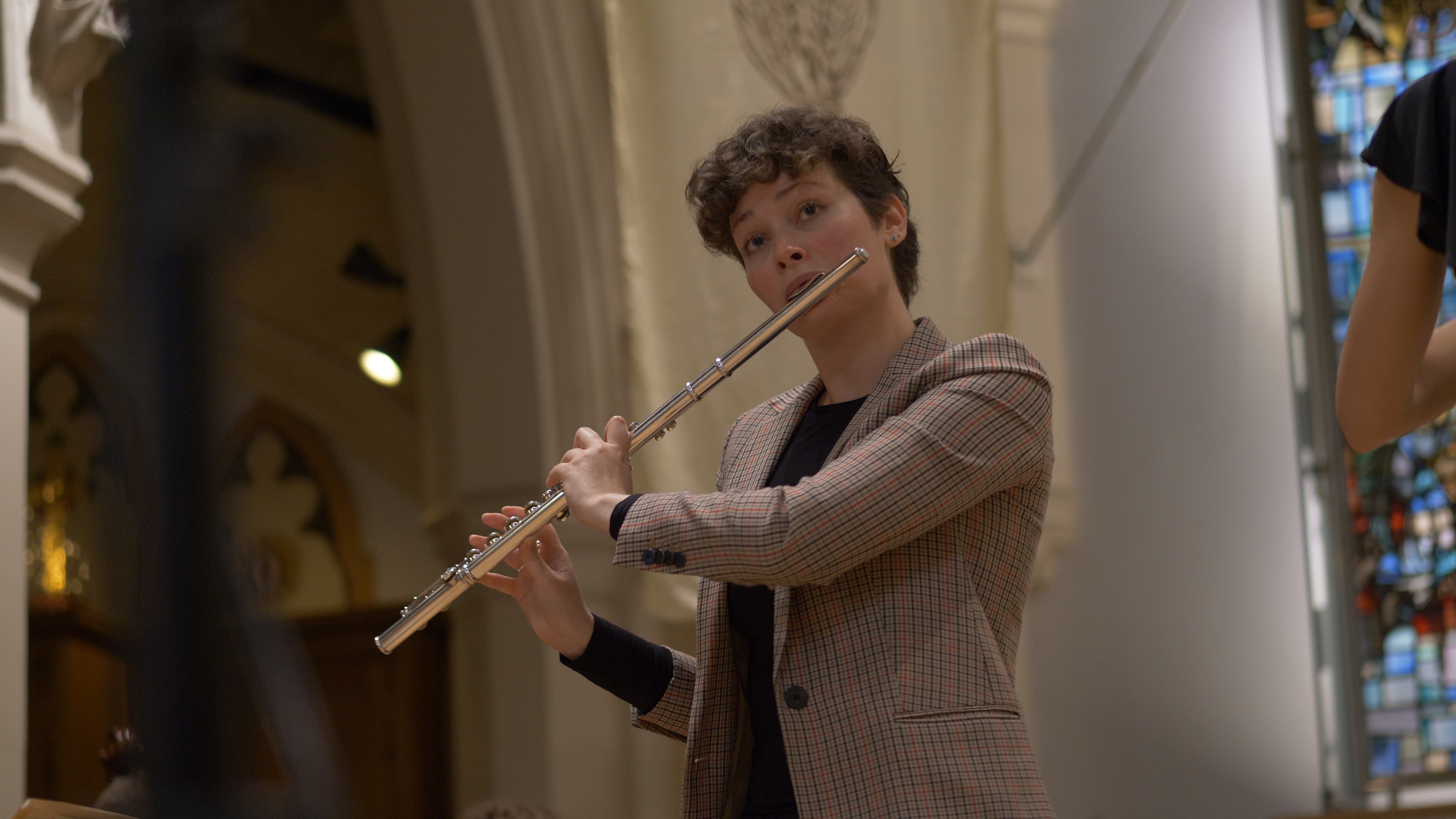 p1011076.mp4_snapshot_00.02_2021.11.04_03.03.01-1